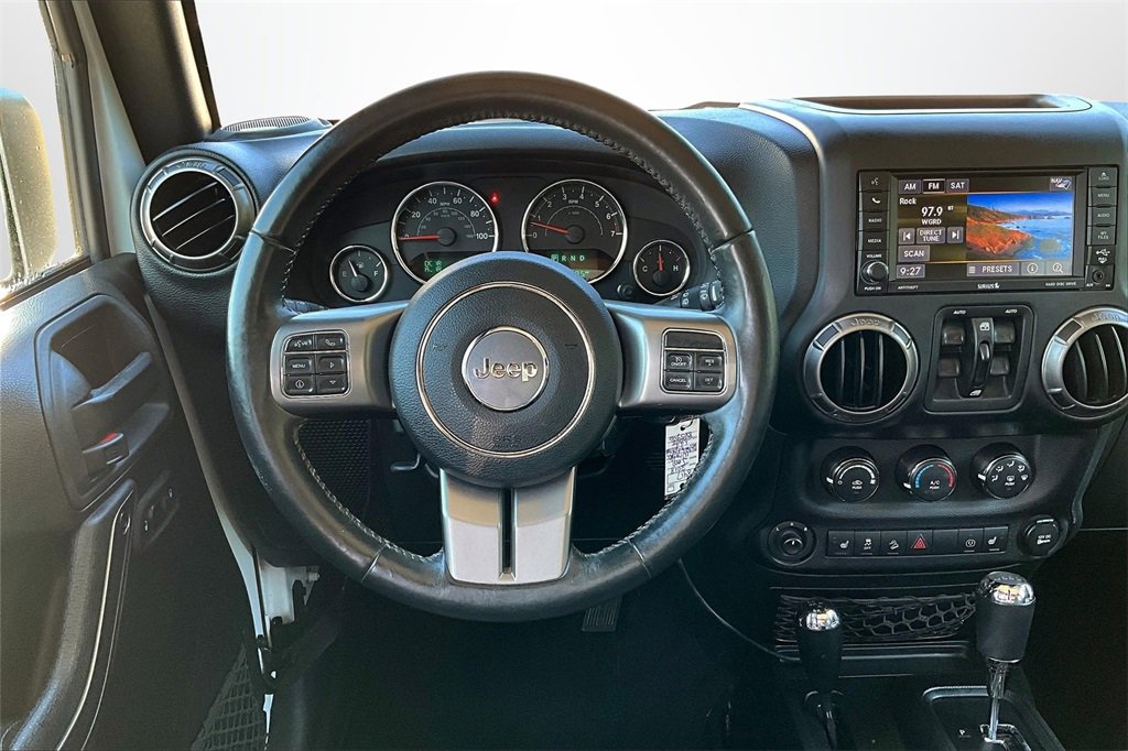 Used 2018 Jeep Wrangler Unlimited Sahara image 8