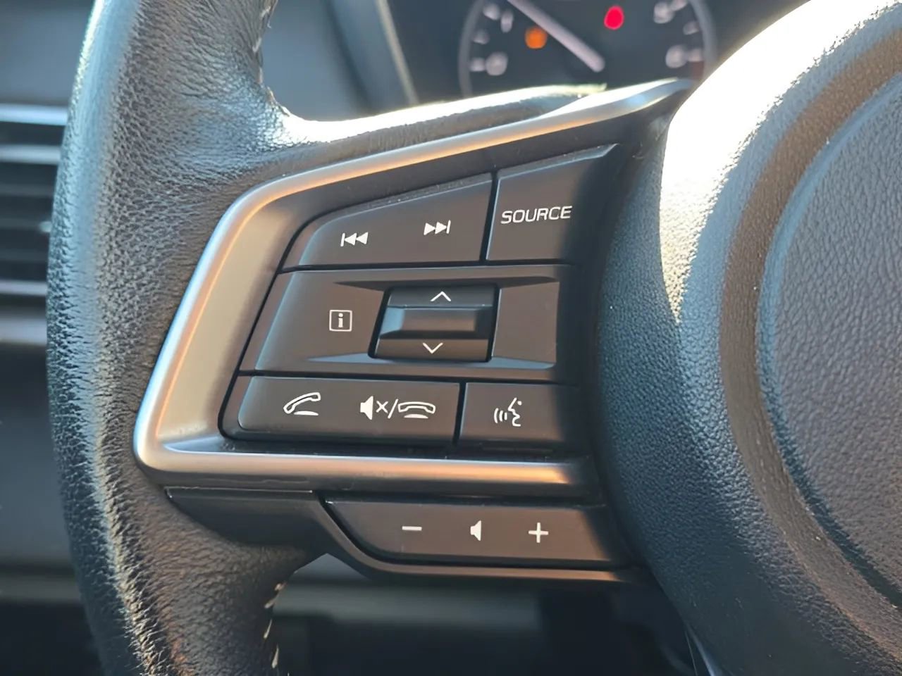 Used 2023 Subaru Outback Limited AWD/4WD image 22