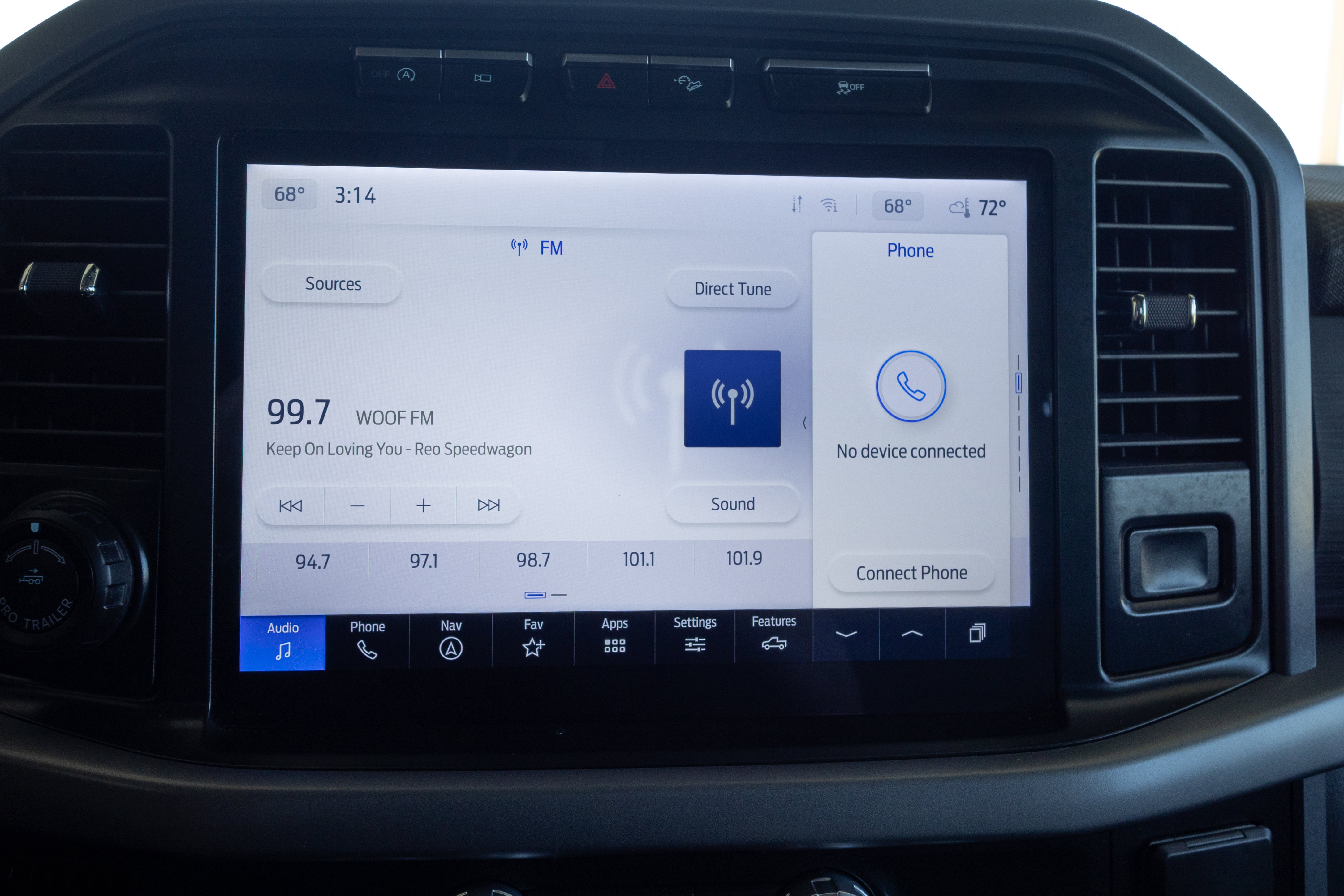 Used 2024 Ford F150 XLT w/ FX4 Off-Road Package image 19