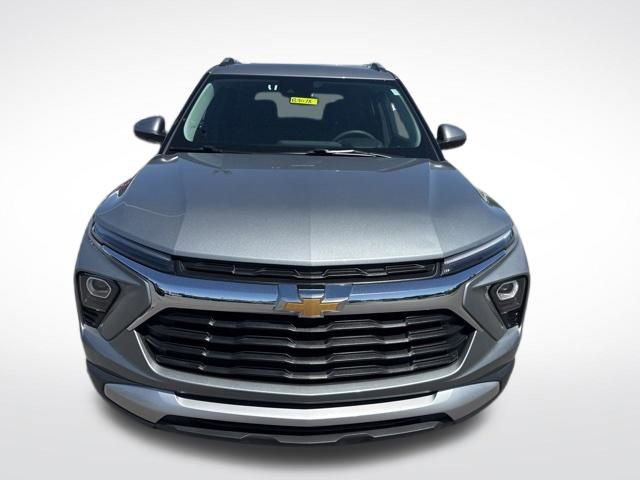 Used 2025 Chevrolet TrailBlazer LT AWD/4WD image 7