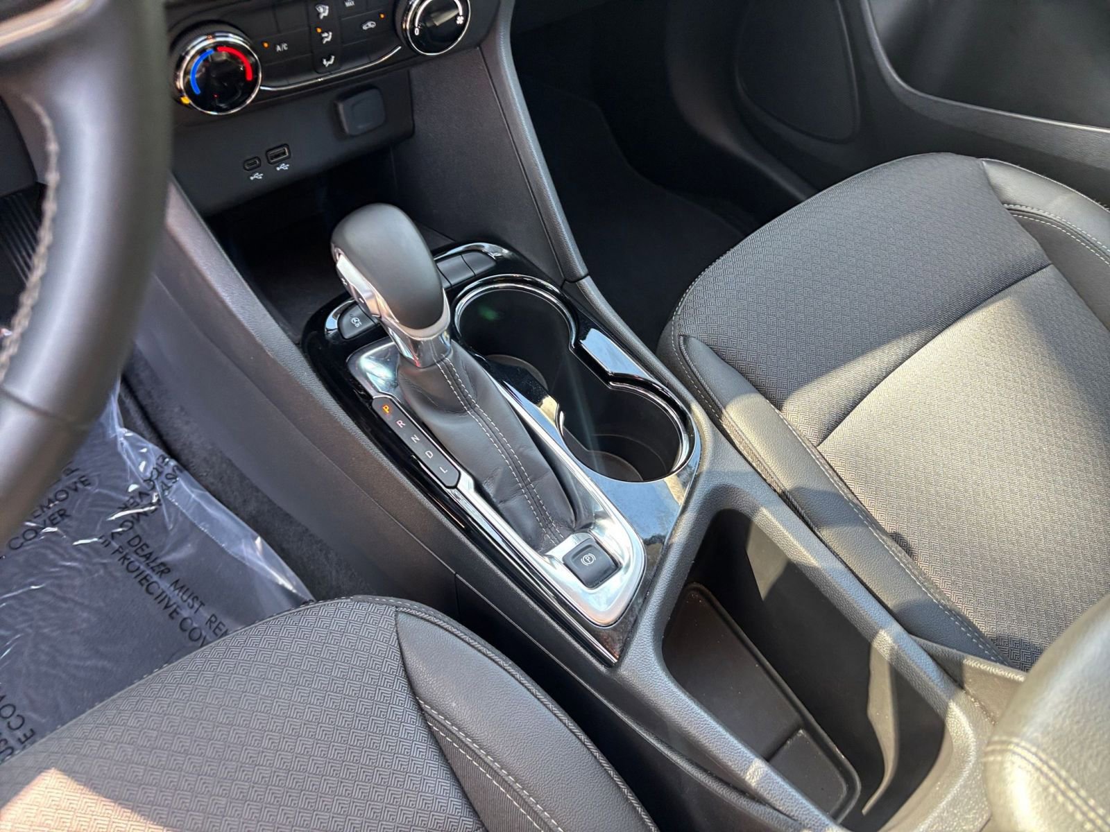 Used 2025 Buick Encore GX Preferred image 42