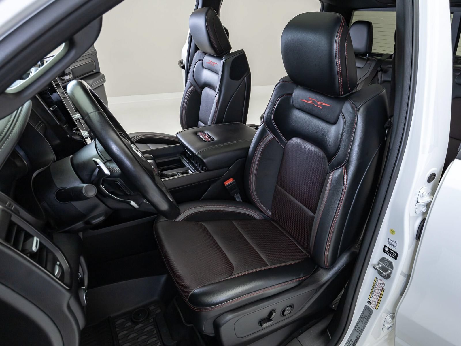 Used 2025 RAM 1500 Rebel w/ Advanced Safety Group II AWD/4WD image 28