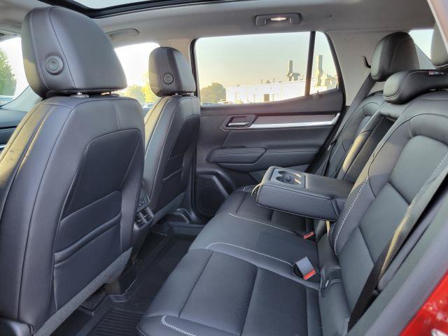 New 2027 GMC Terrain Denali w/ LPO, Floor Liner Package AWD/4WD image 31