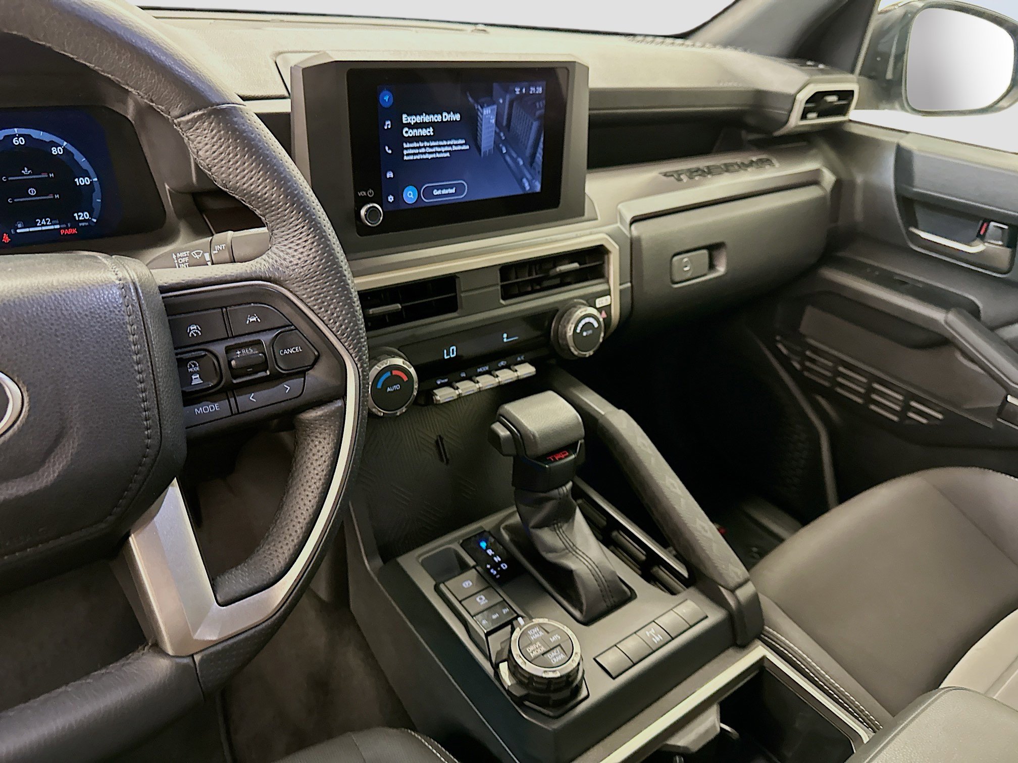 Used 2025 Toyota Tacoma TRD Off-Road image 26