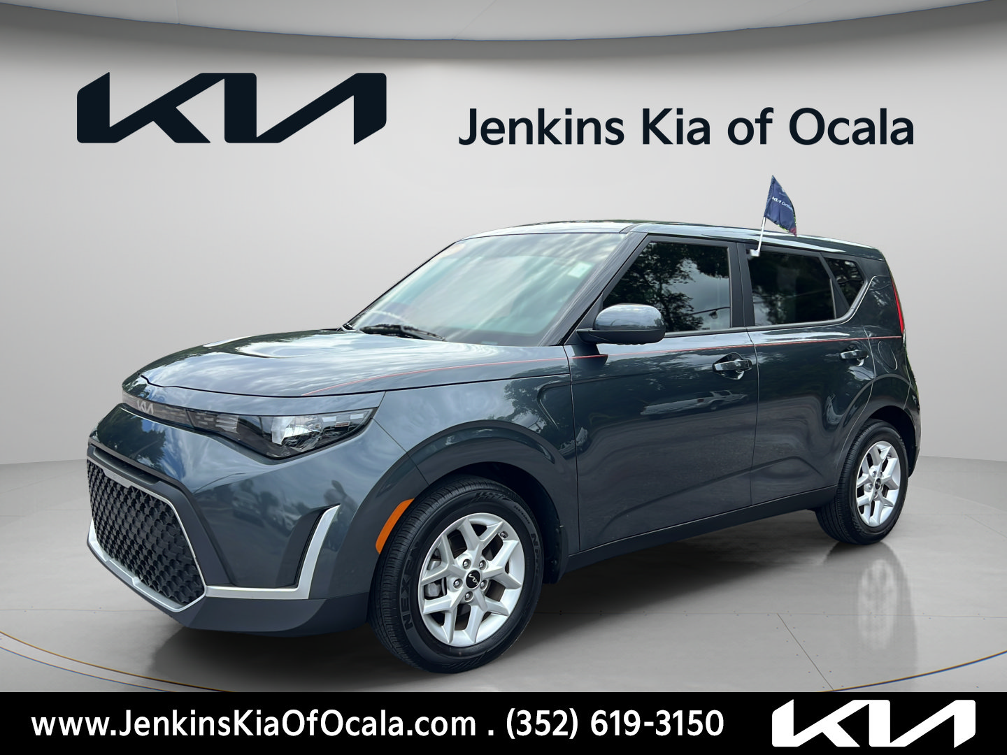 Certified 2025 Kia Soul S FWD image 7