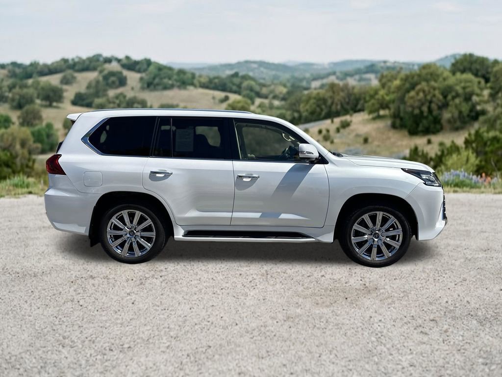 Used 2020 Lexus LX 570 4WD w/ Luxury Package image 11