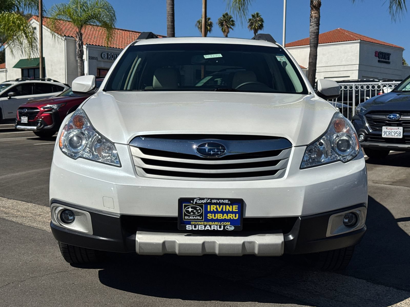 Used 2012 Subaru Outback 2.5i Limited AWD/4WD image 3