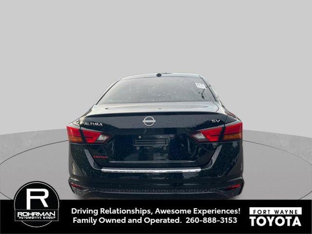 Used 2023 Nissan Altima 2.5 SV FWD image 3