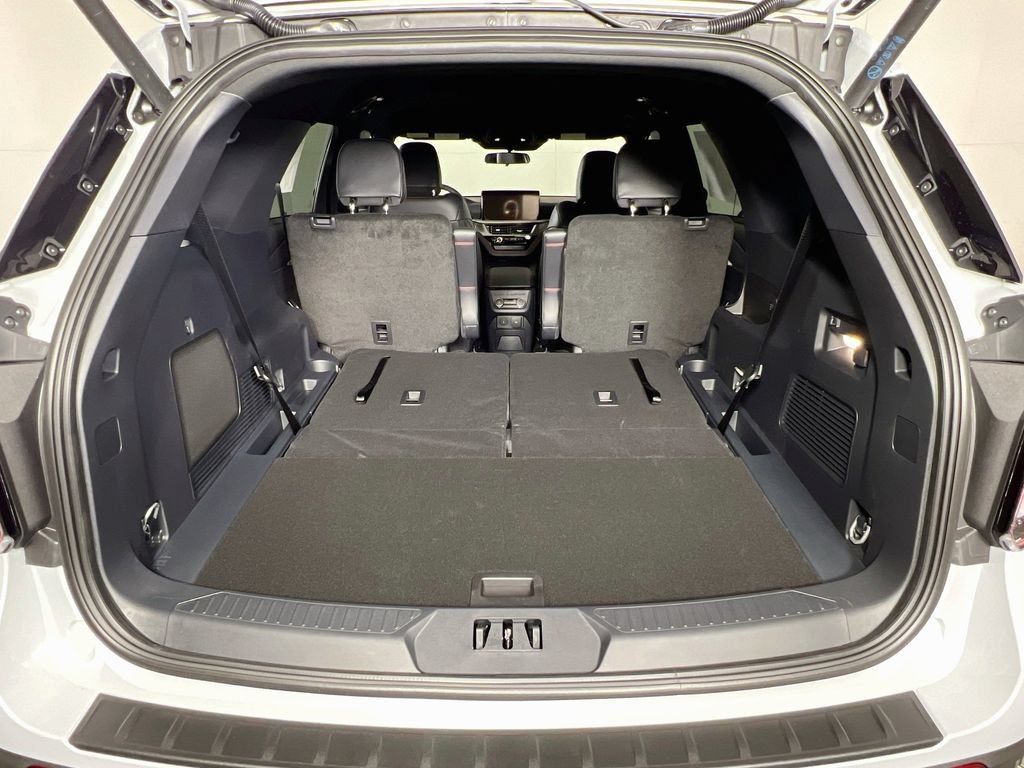 New 2026 Ford Explorer ST-Line AWD/4WD image 14