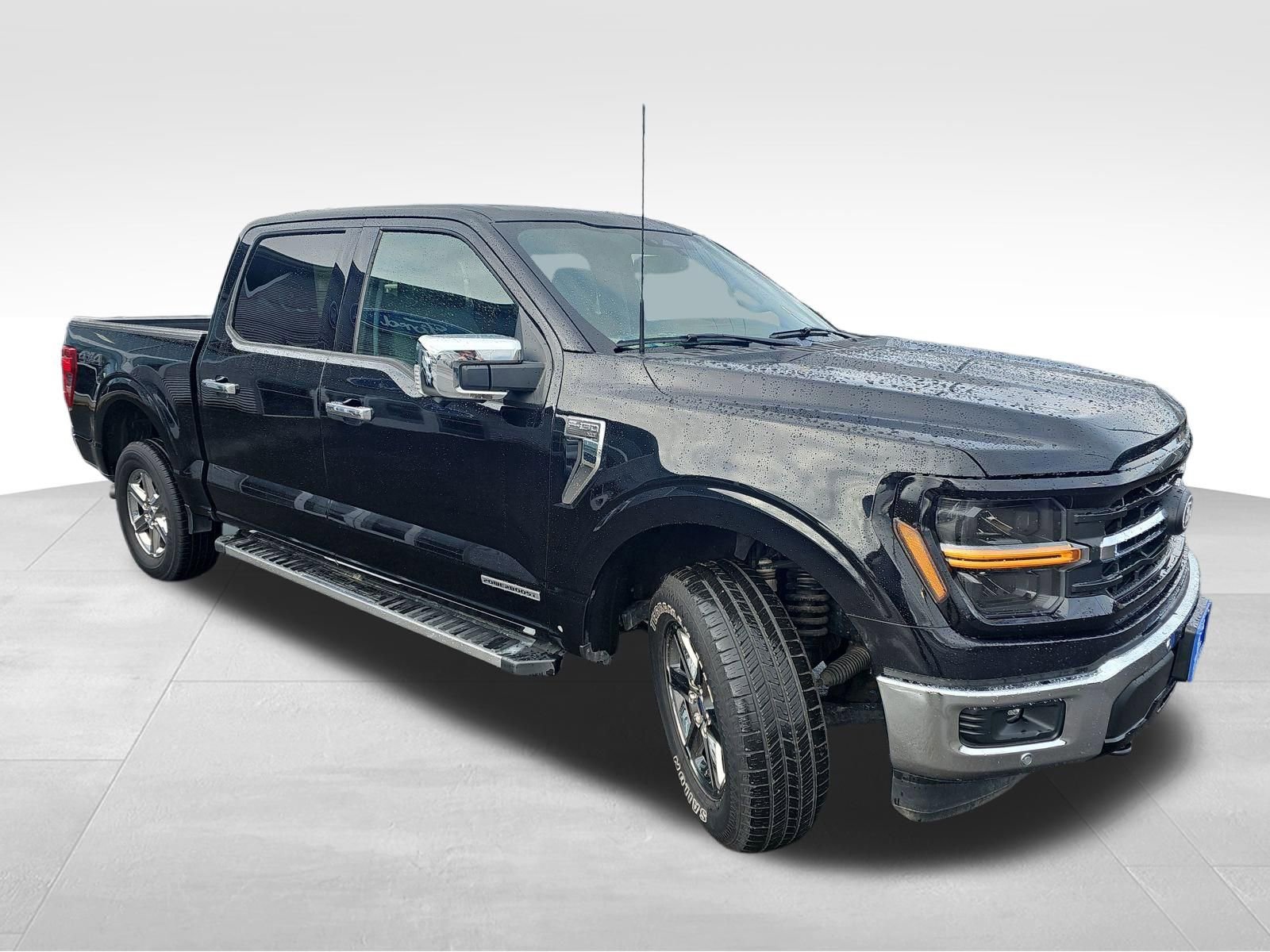 Used 2024 Ford F150 XLT w/ Equipment Group 302A MID AWD/4WD image 9