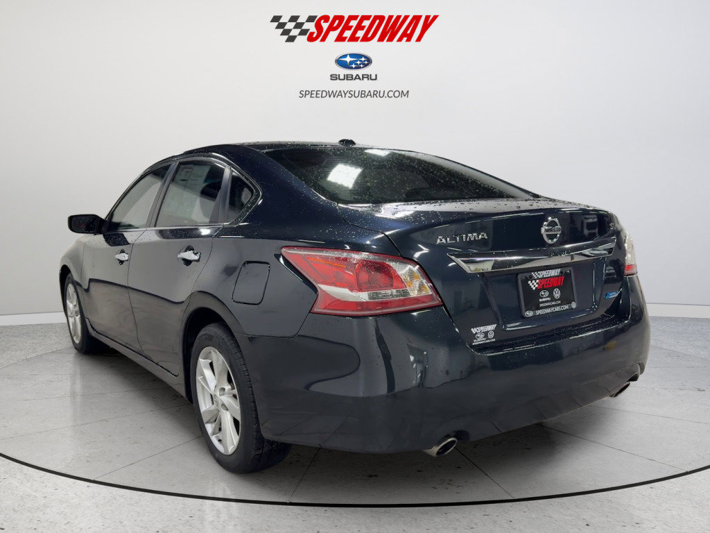 Used 2013 Nissan Altima 2.5 SV FWD image 8