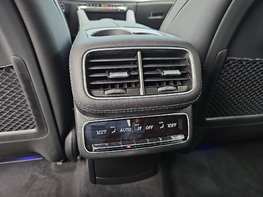 Used 2025 Mercedes-Benz GLS 450 4MATIC image 19