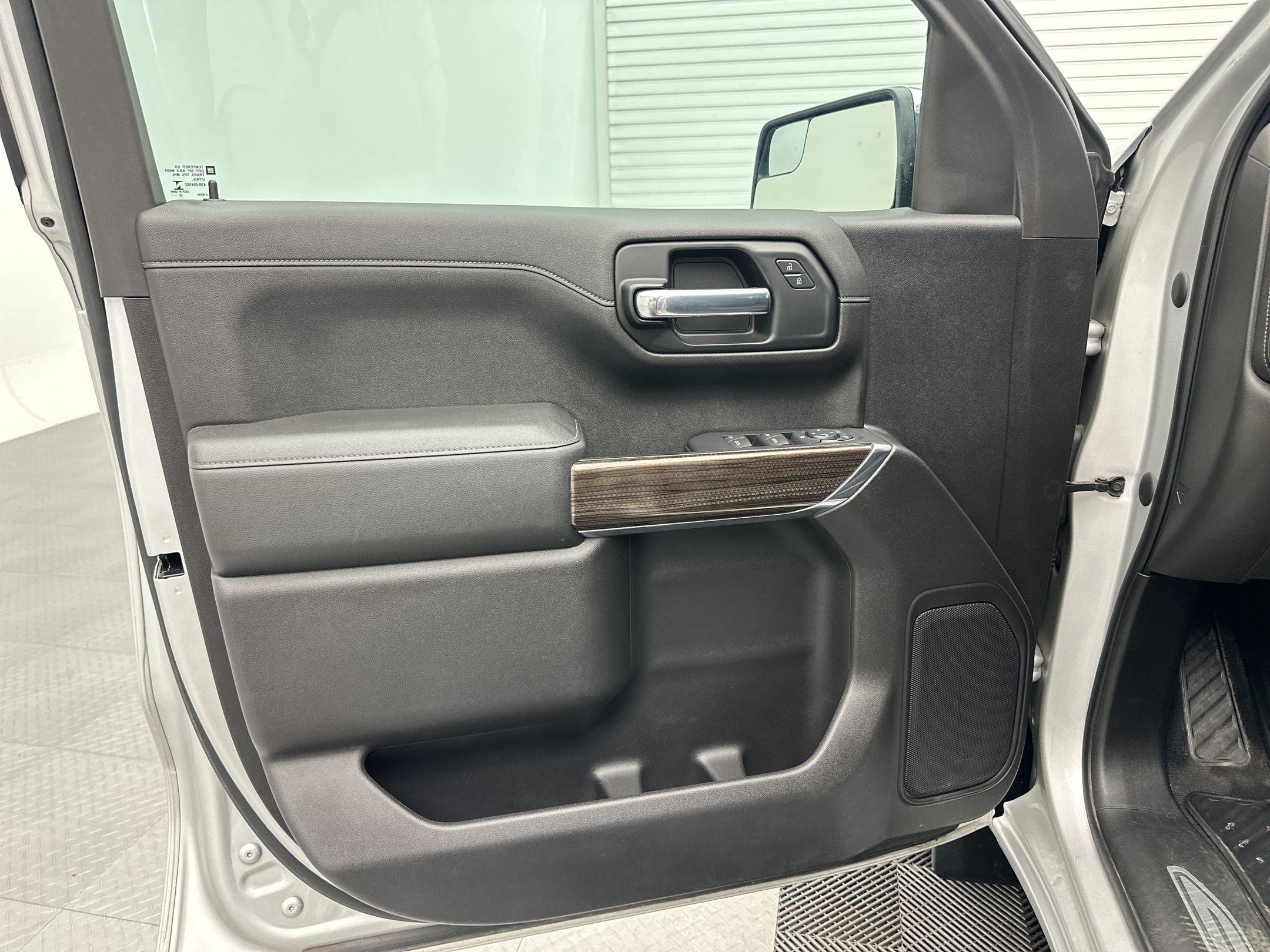 Used 2020 Chevrolet Silverado 1500 LT w/ All-Star Edition AWD/4WD image 24