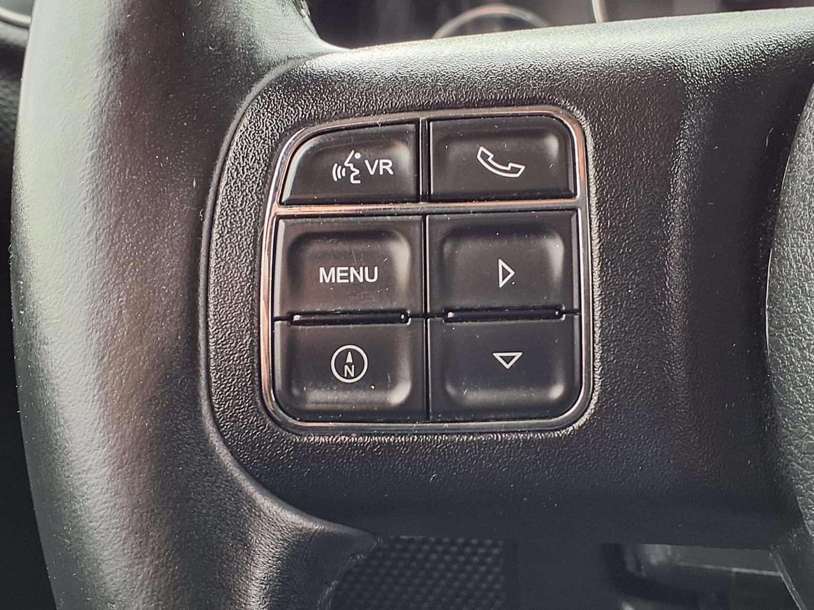 Used 2013 Jeep Wrangler Unlimited Sahara w/ Connectivity Group AWD/4WD image 26
