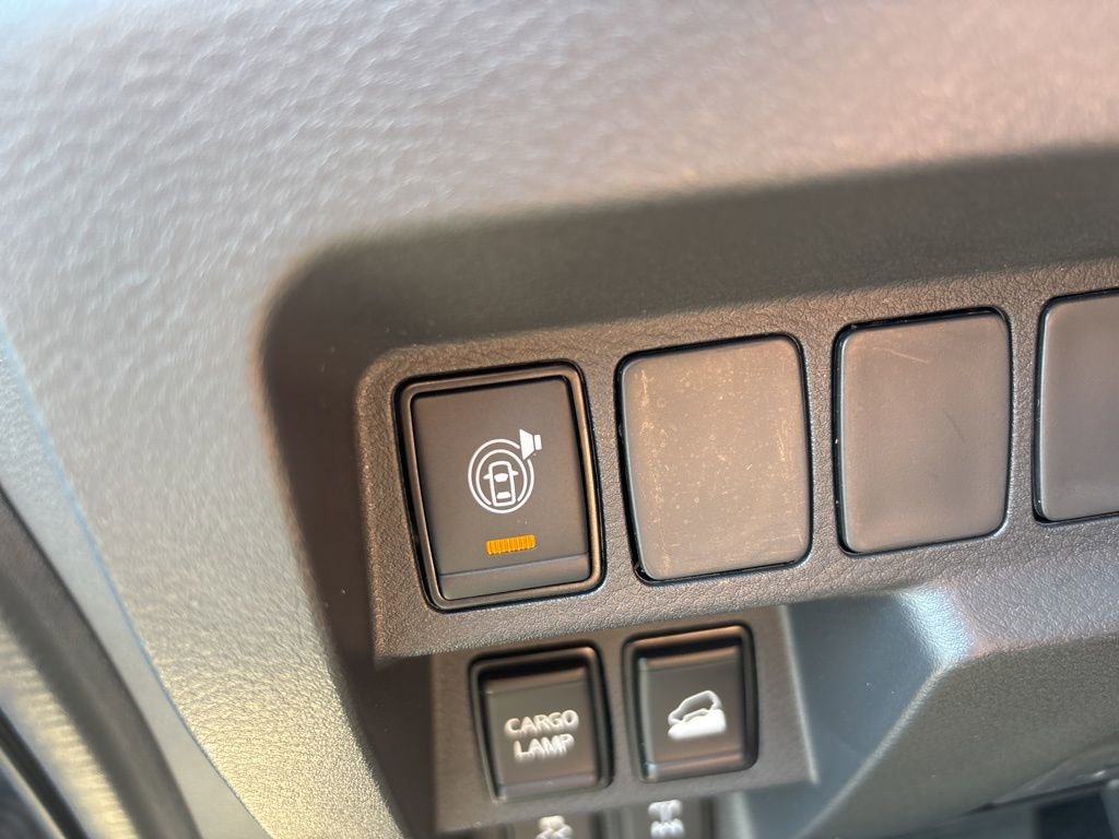 Used 2023 Nissan Frontier PRO-4X w/ Technology Package image 32