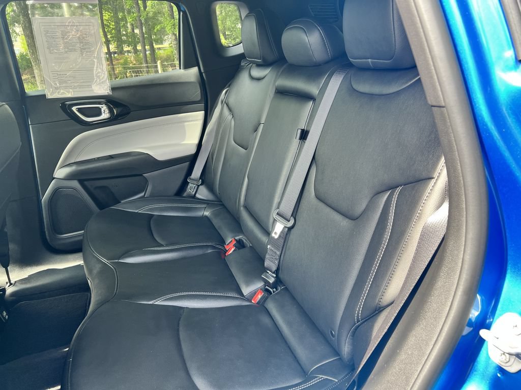 Certified 2025 Jeep Compass Limited AWD/4WD image 15
