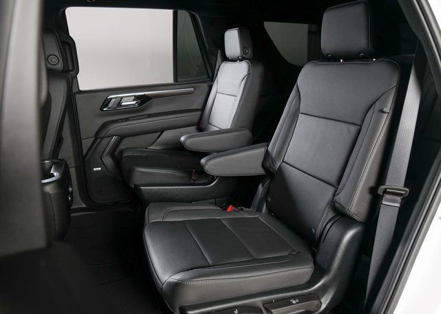 Used 2025 Chevrolet Tahoe LT w/ Comfort Package image 5