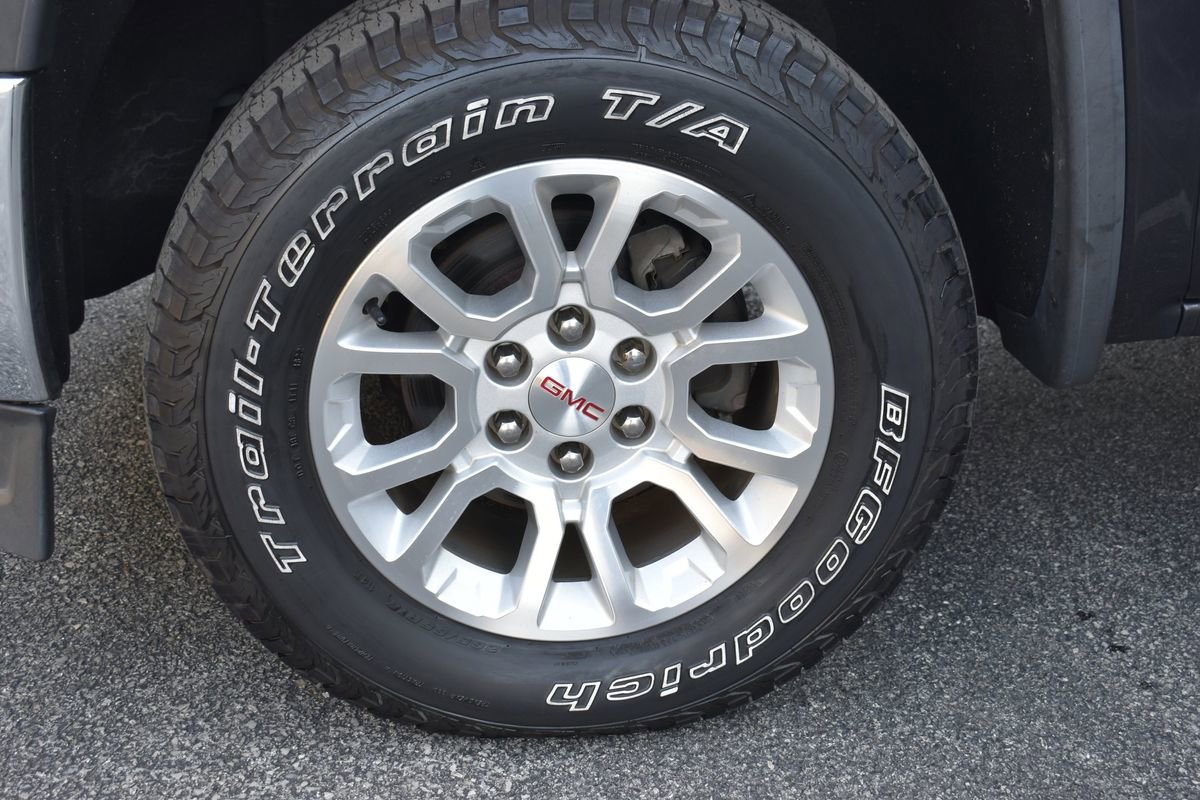 Used 2015 GMC Sierra 1500 SLE w/ SLE Value Package image 41