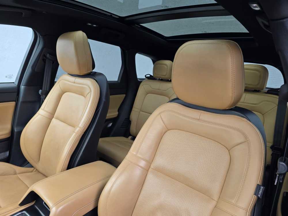 Used 2022 Lincoln Corsair Reserve w/ Equipment Group 201A image 29