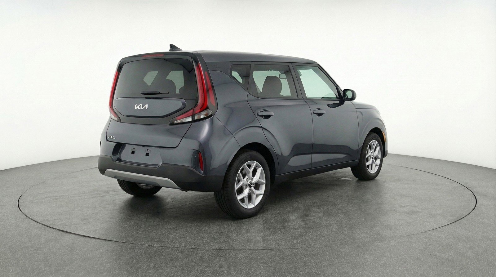 Used 2025 Kia Soul LX w/ LX Technology Package FWD image 9