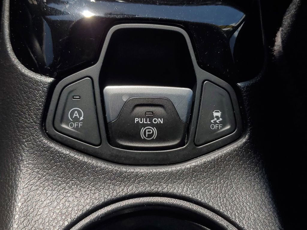 Used 2019 Jeep Compass Altitude image 28