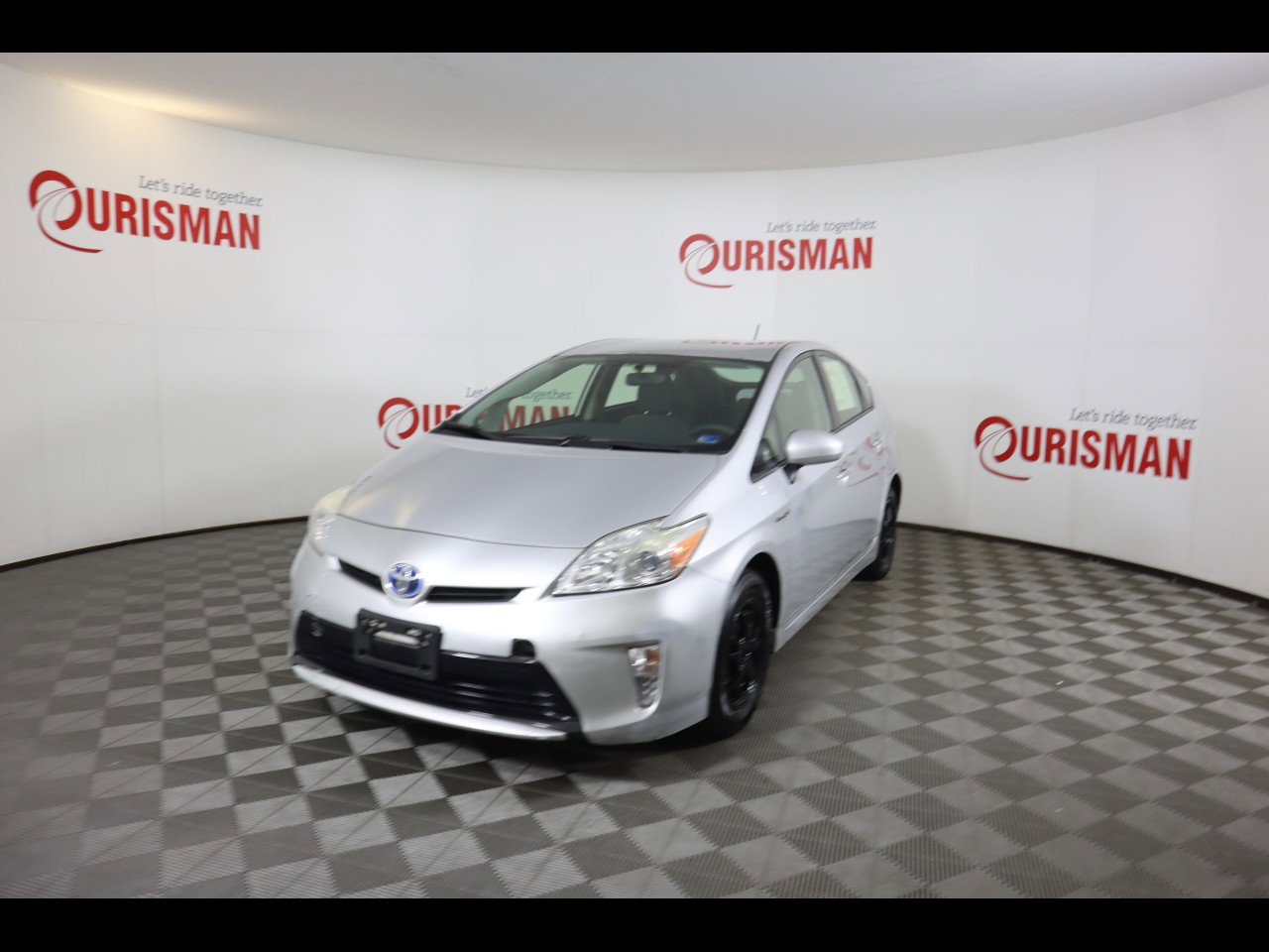 Used 2015 Toyota Prius Two image 2
