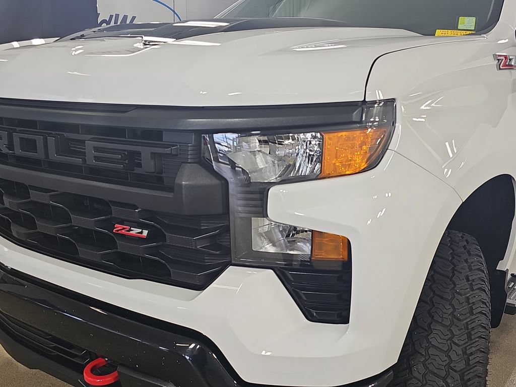 Certified 2022 Chevrolet Silverado 1500 Custom Trail Boss w/ LPO, Dark Essentials Package AWD/4WD image 35
