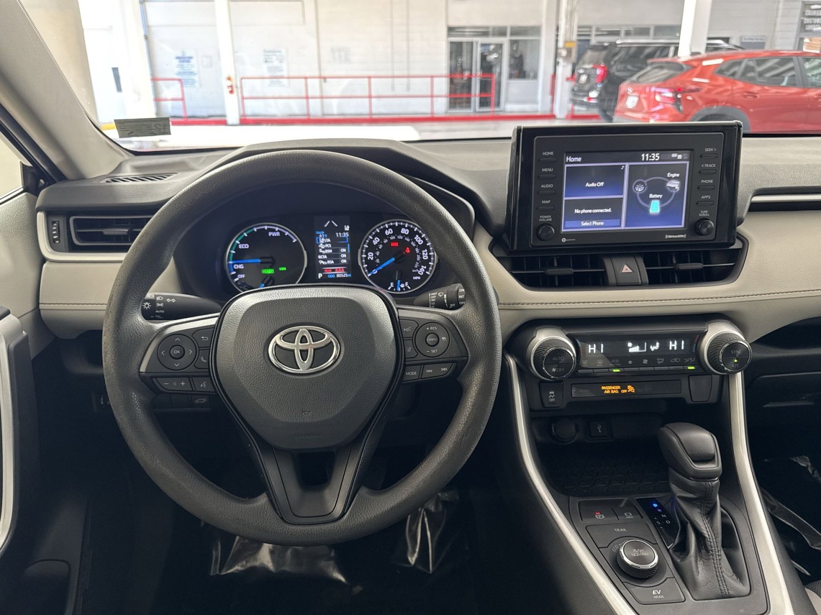 Used 2022 Toyota RAV4 XLE image 15