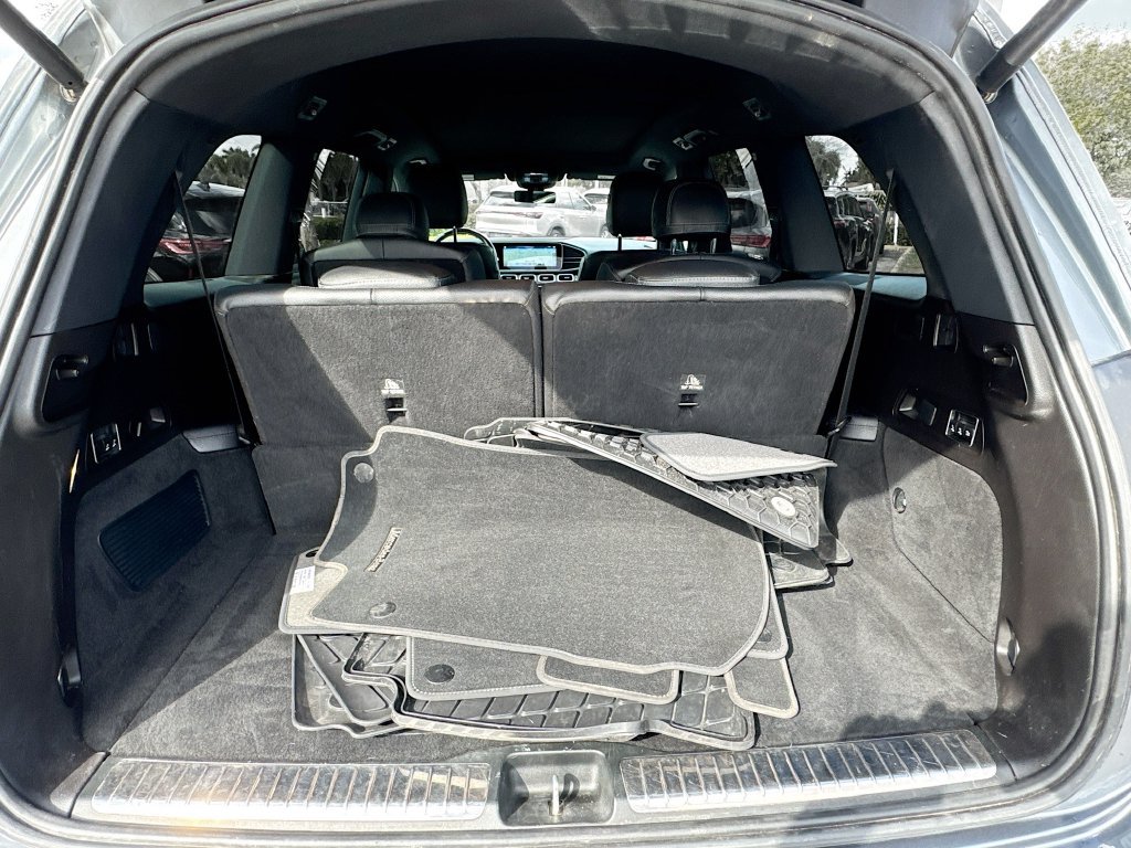 Used 2023 Mercedes-Benz GLS 450 4MATIC image 29