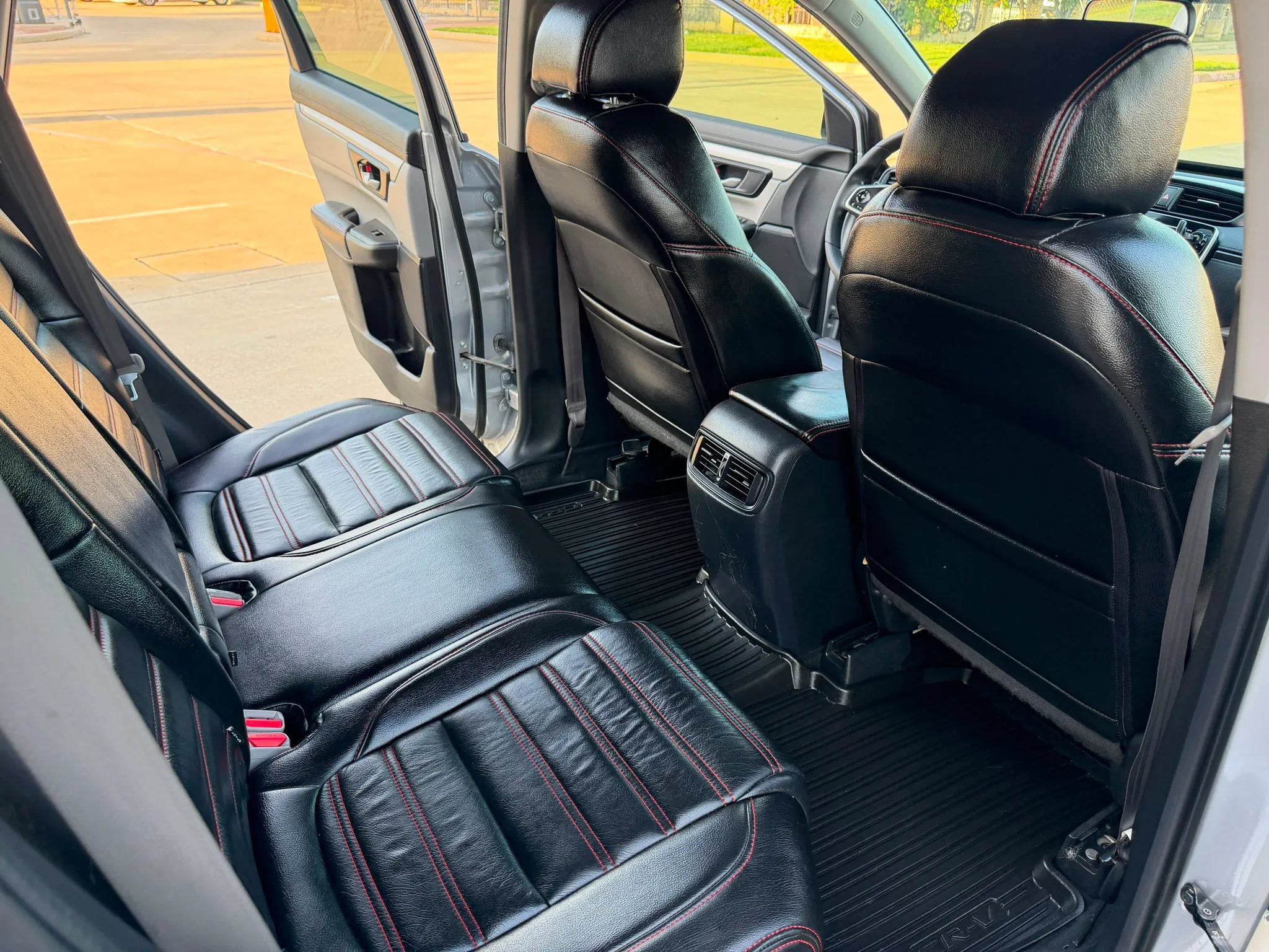 Used 2018 Honda CR-V LX image 15