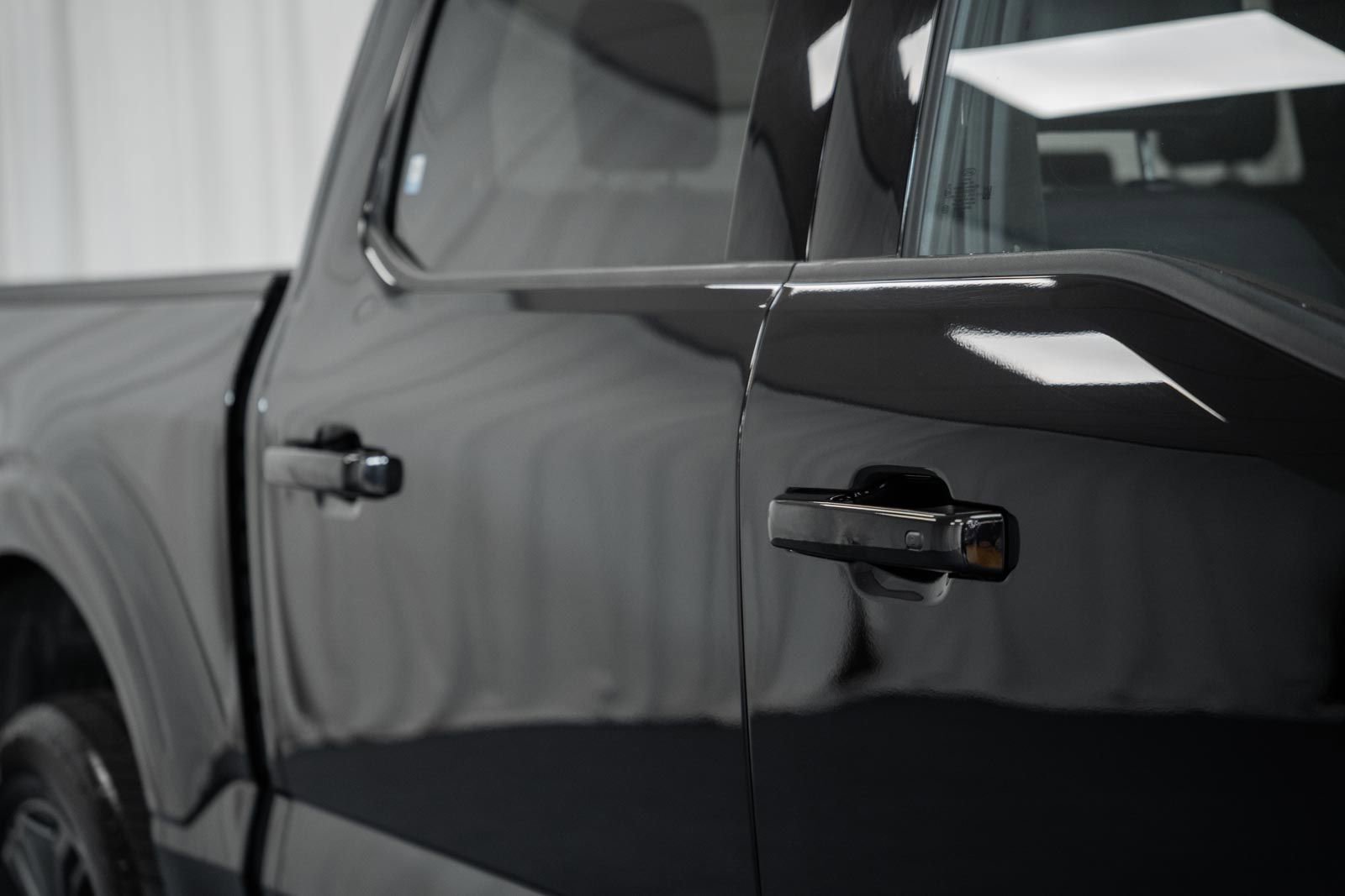 Certified 2023 Ford F150 Lariat w/ Equipment Group 502A High image 22