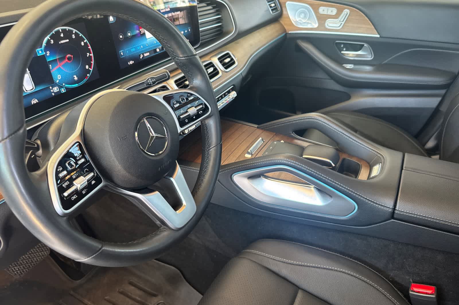 Used 2021 Mercedes-Benz GLE 350 4MATIC image 11