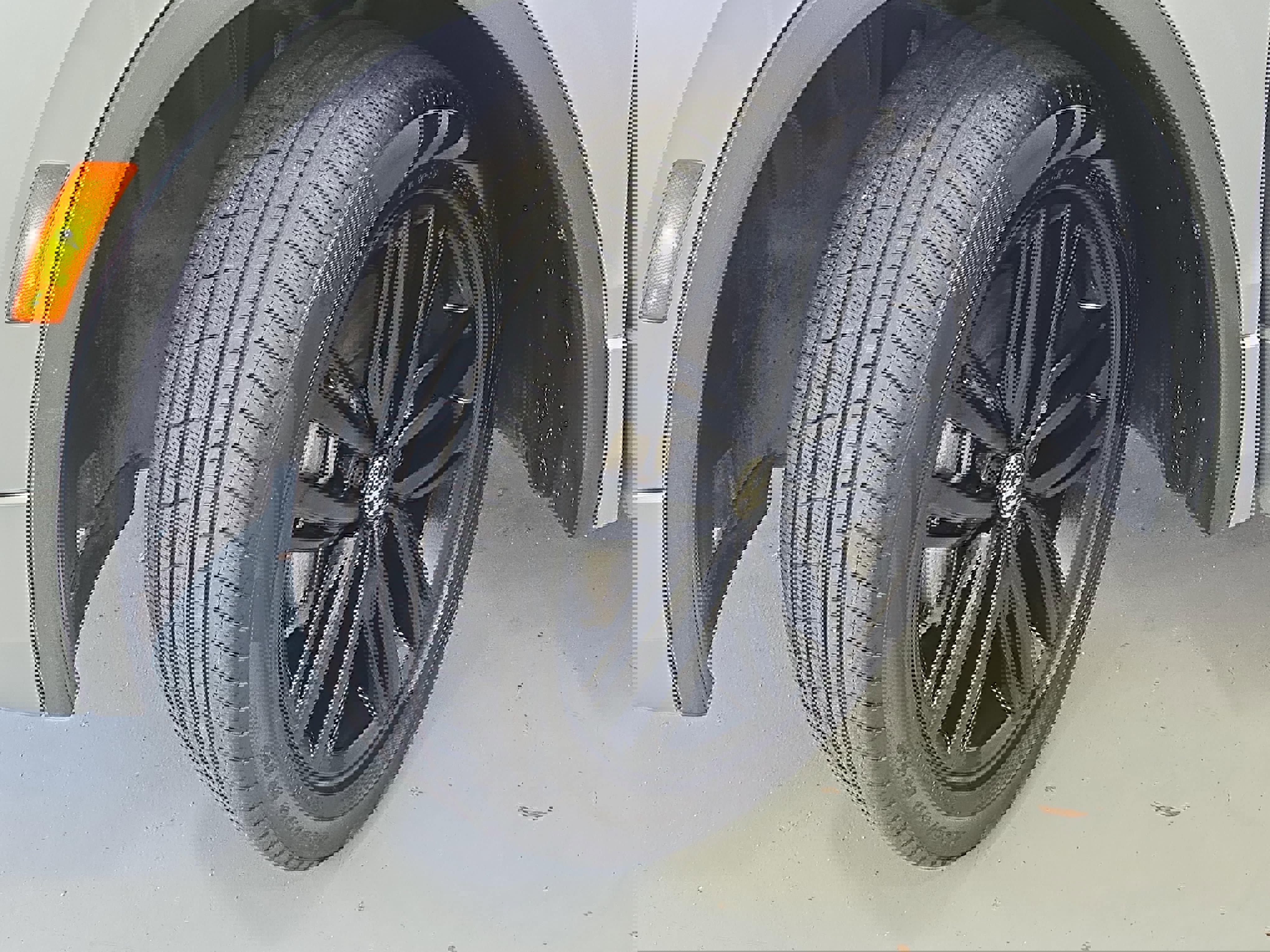 Used 2022 Volkswagen Tiguan SE R-Line image 31