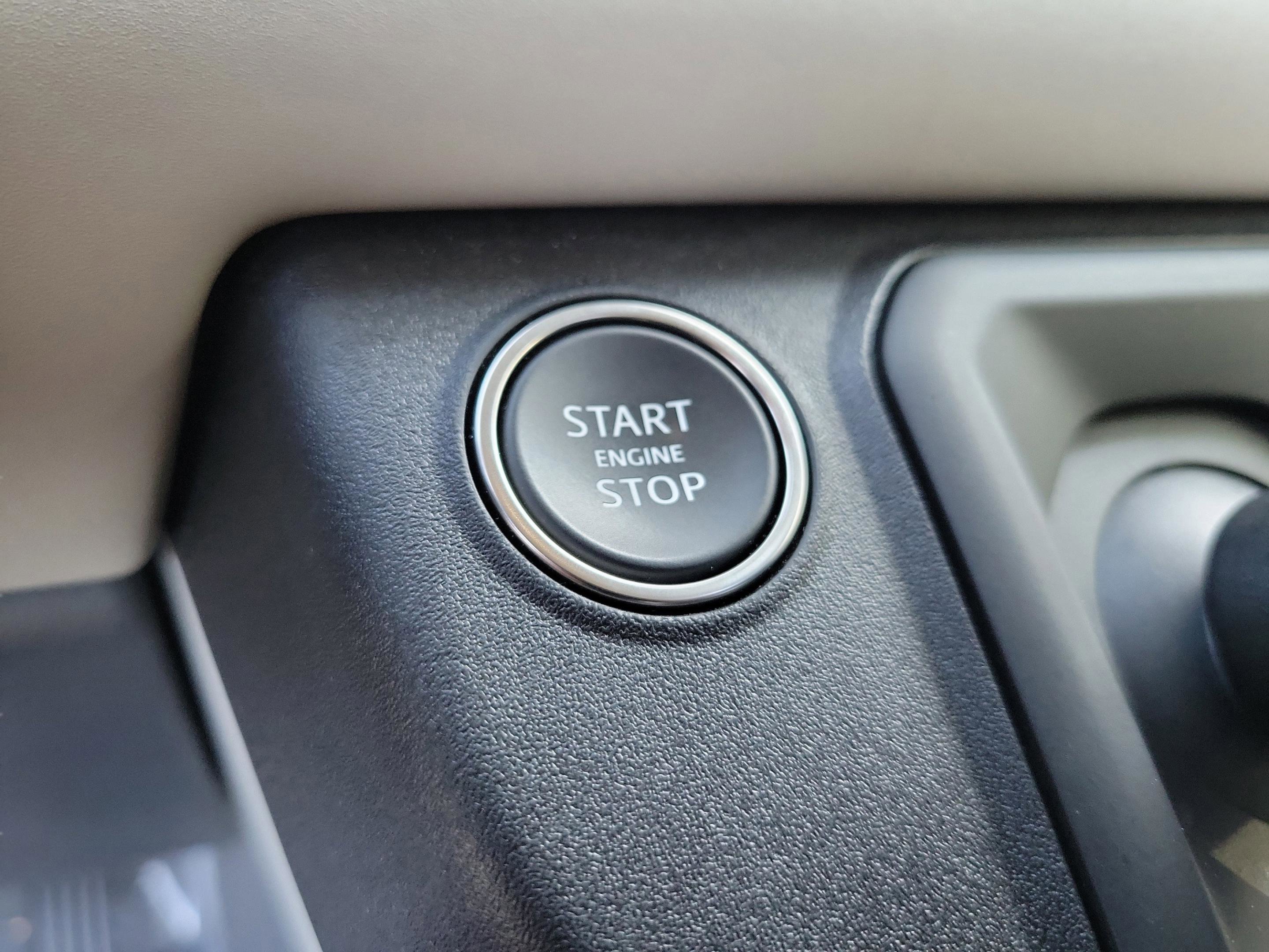 Used 2024 Land Rover Defender 130 S image 17