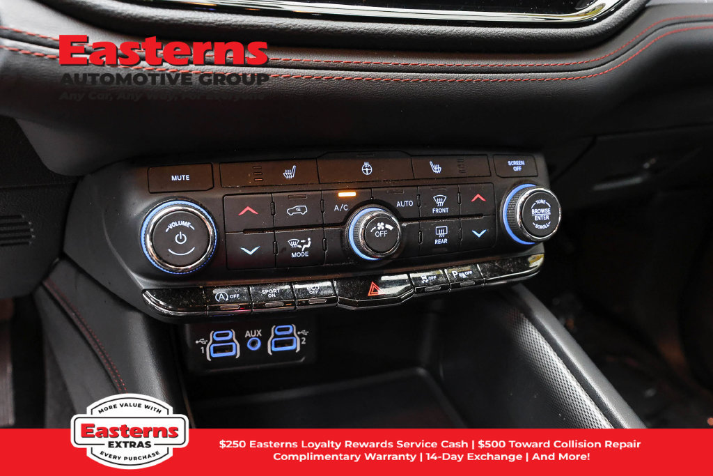 Used 2025 Dodge Durango GT RWD image 19