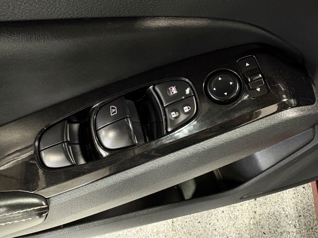 Used 2023 Nissan Altima 2.5 SV image 15