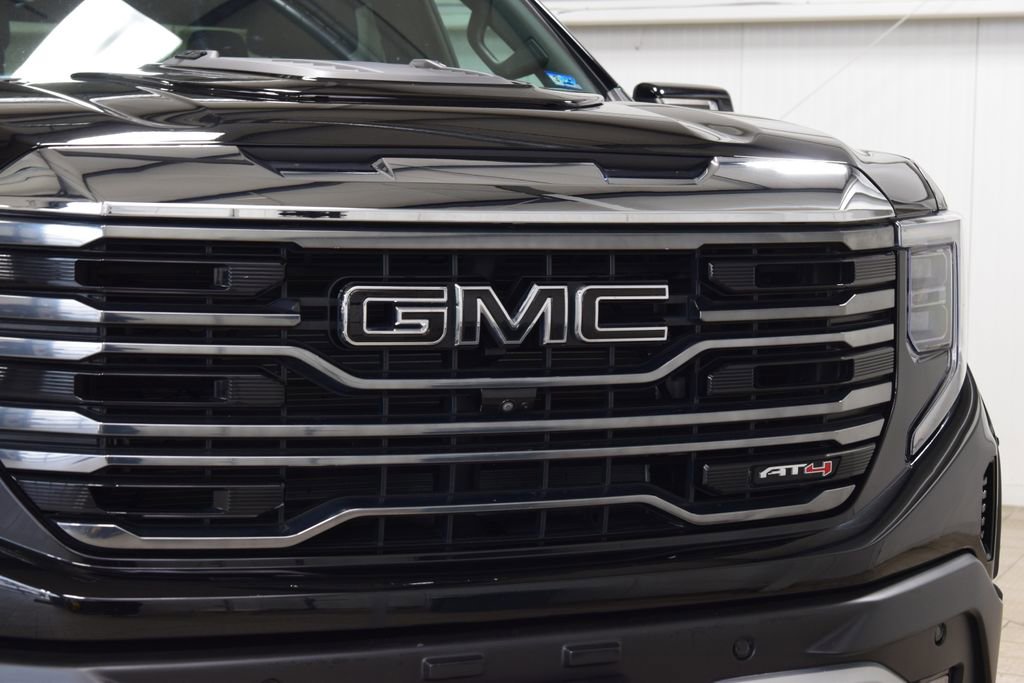 Used 2023 GMC Sierra 1500 AT4 w/ AT4 Premium Package image 11