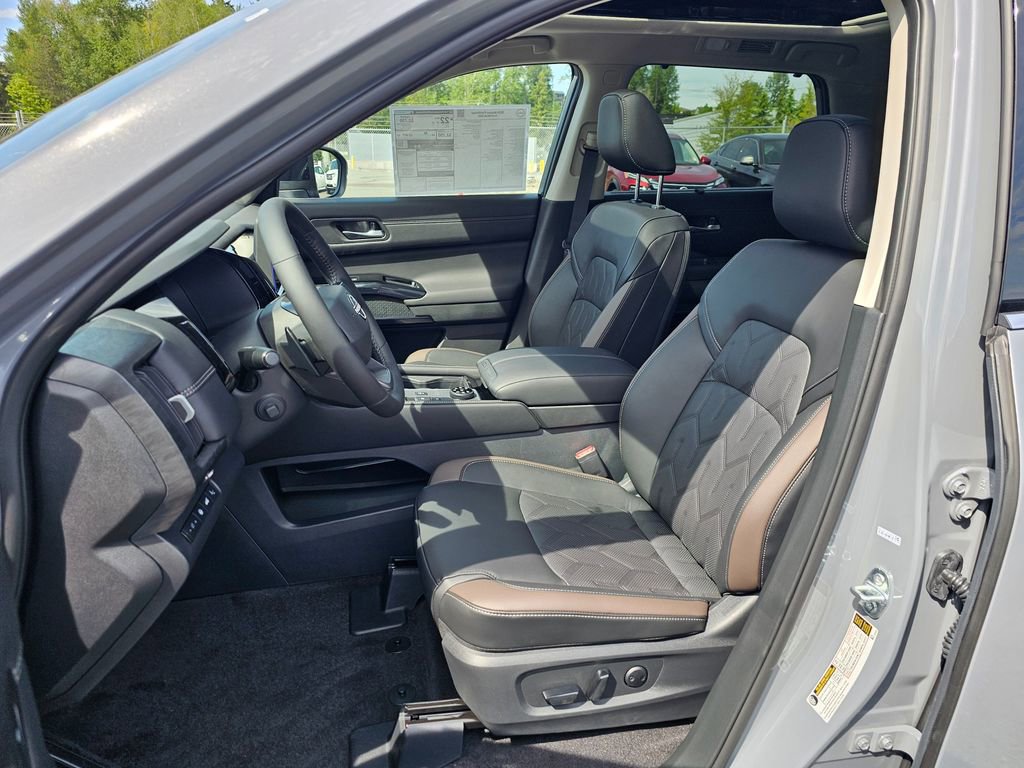 New 2026 Nissan Pathfinder Platinum AWD/4WD image 20