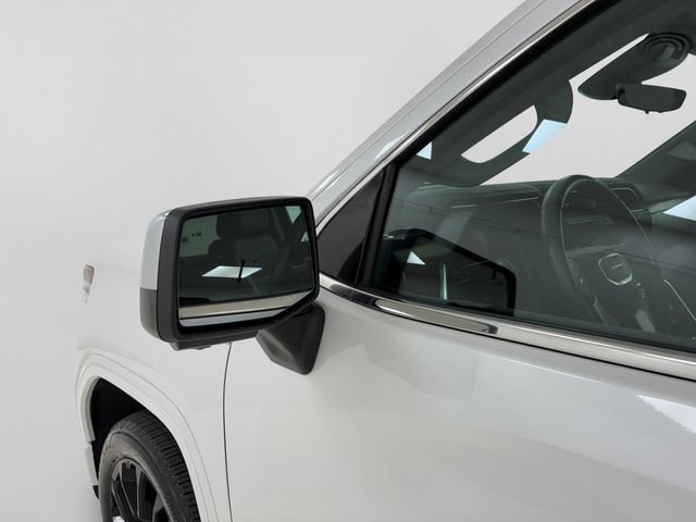 Used 2025 GMC Sierra 1500 Denali AWD/4WD image 10