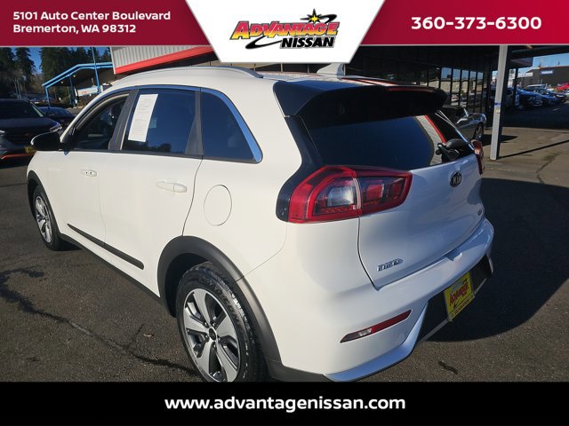 Used 2018 Kia Niro LX image 3