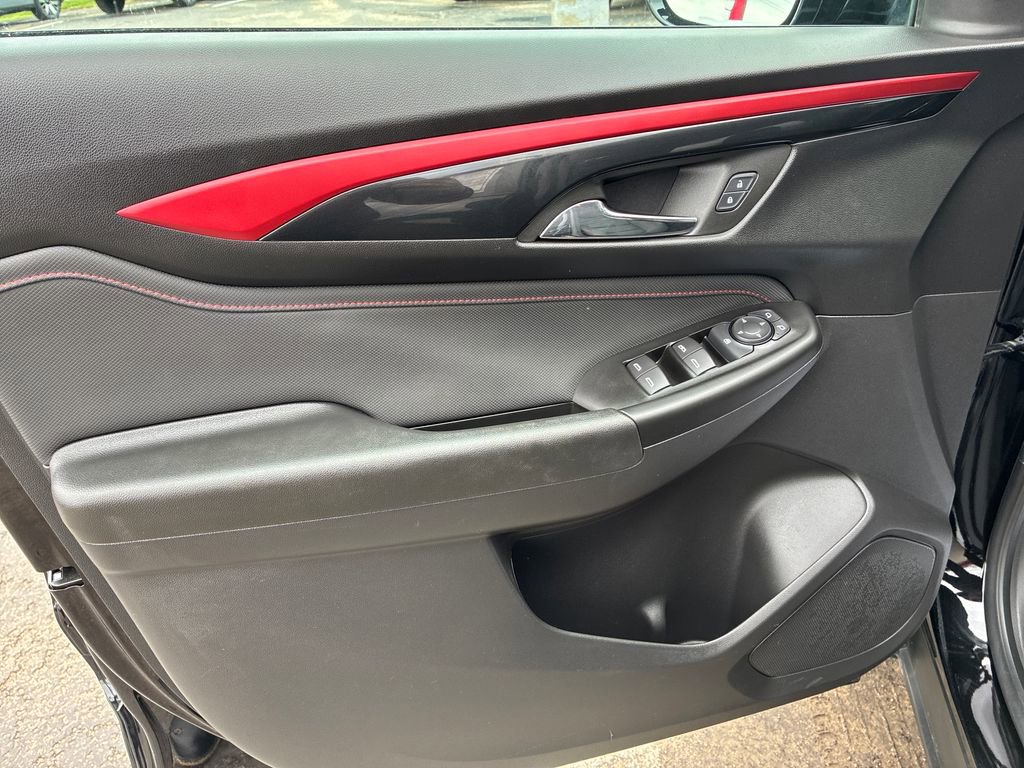 Used 2024 Chevrolet TrailBlazer RS image 12