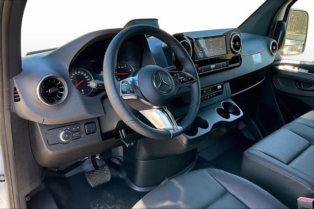 New 2025 Mercedes-Benz Sprinter 3500 image 8