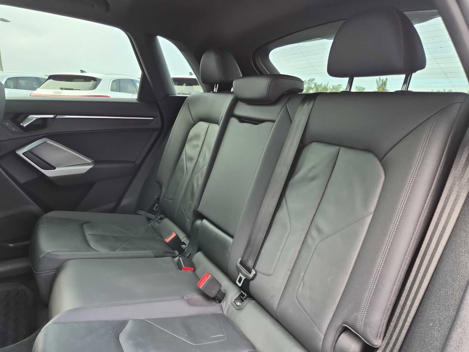 Used 2021 Audi Q3 2.0T Premium w/ Convenience Package image 19