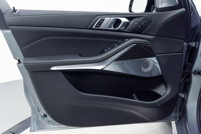 New 2026 BMW X5 M60i image 15