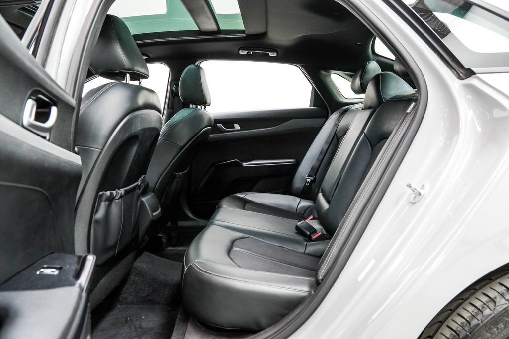 Used 2022 Kia K5 GT-Line w/ GT-Line FWD Premium Package image 18