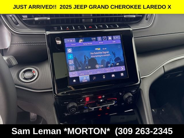 New 2025 Jeep Grand Cherokee Laredo X w/ Luxury Tech Group I image 14