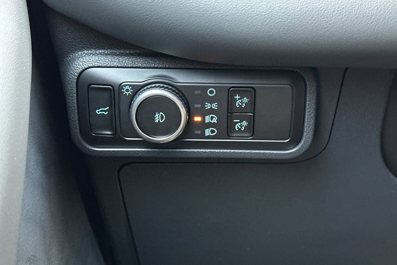 New 2025 Ford Explorer Active w/ Active Comfort Package RWD image 37