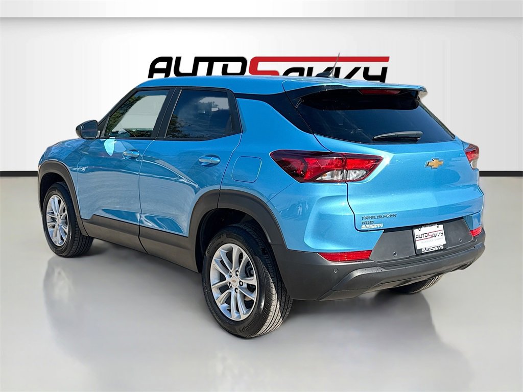 Used 2025 Chevrolet TrailBlazer LS w/ LS Convenience Package image 5