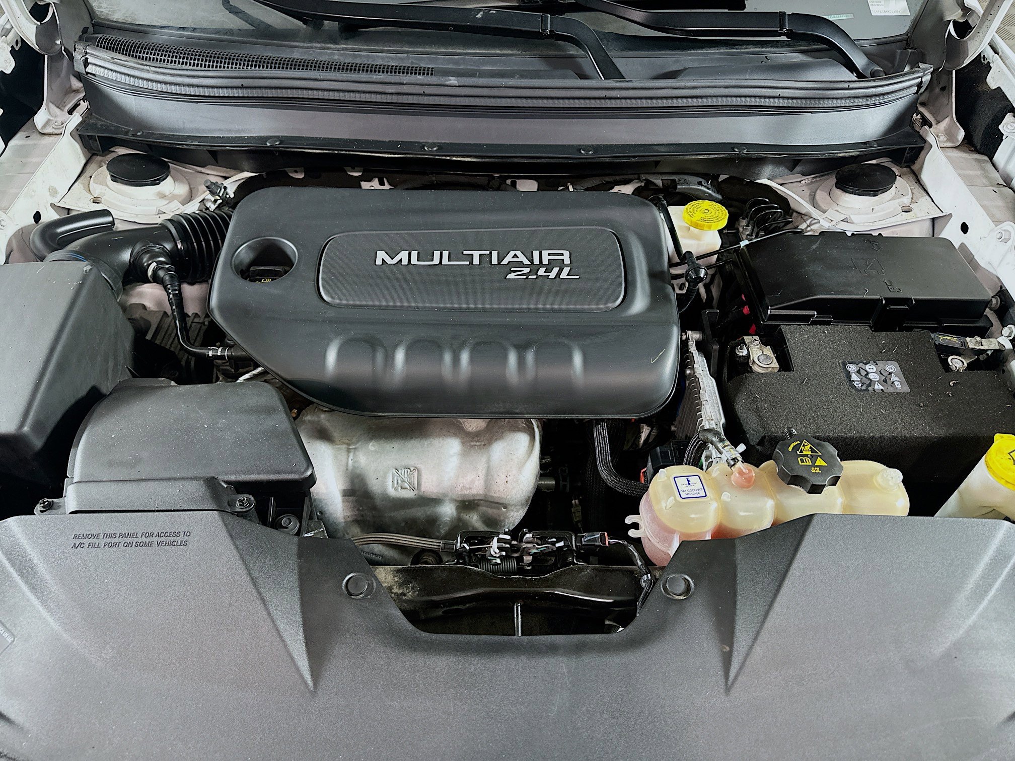 Used 2019 Jeep Cherokee Latitude w/ Popular Appearance Group image 30