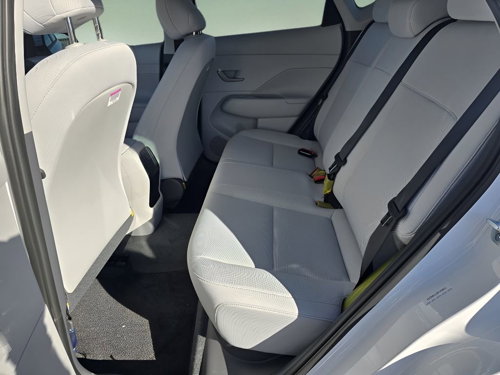 New 2026 Hyundai Kona SE image 13